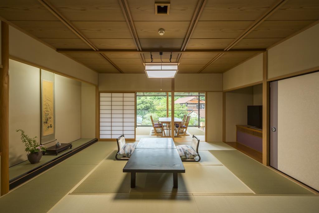 Tachibana Shikitei Otel Kaga  Oda fotoğraf
